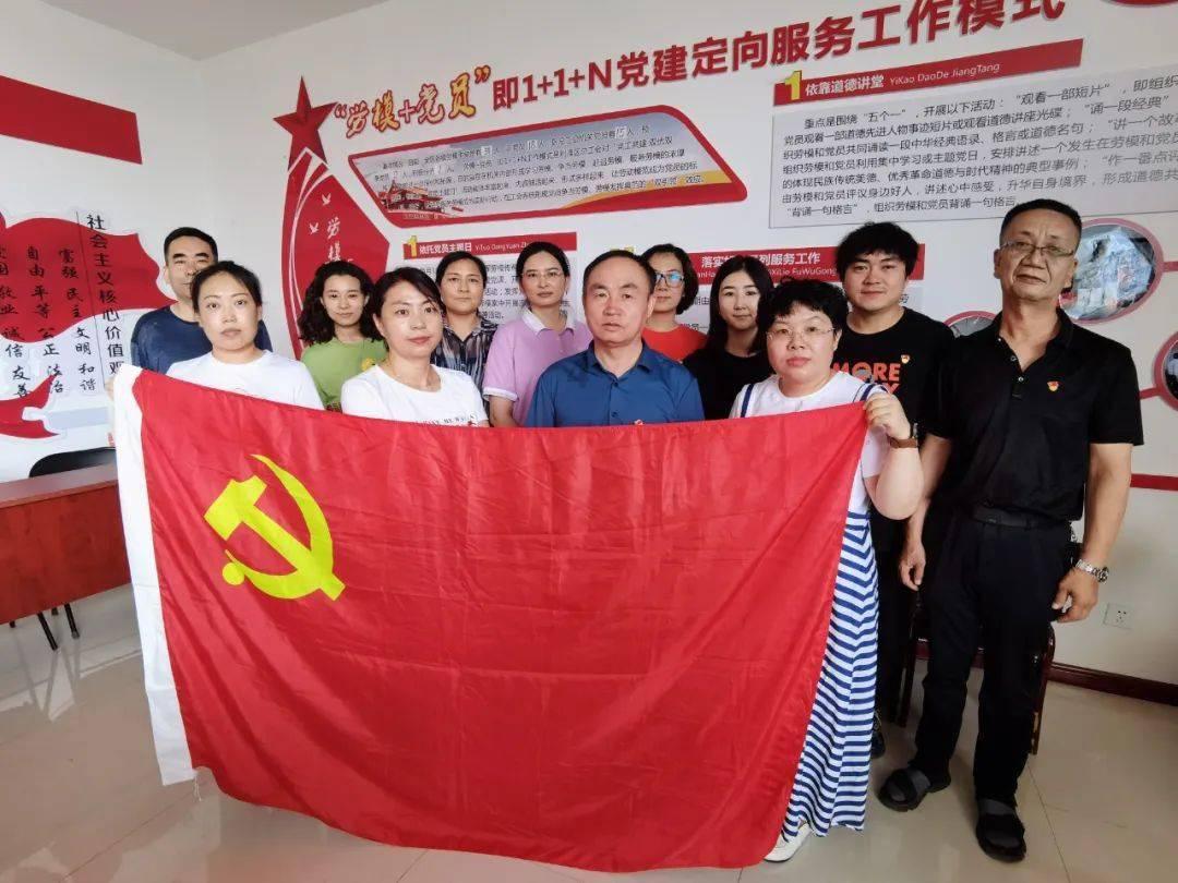 南宁长江医院良好舒坦的就诊环境,加上医护人员细心的服务